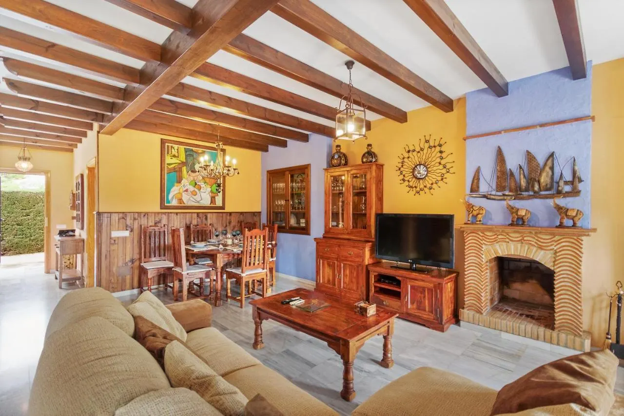 Villa Estilo Mediterranea Con Piscina, Jardin, Bbq Y Jacuzzi - Villa Bel Air Real Estepona España