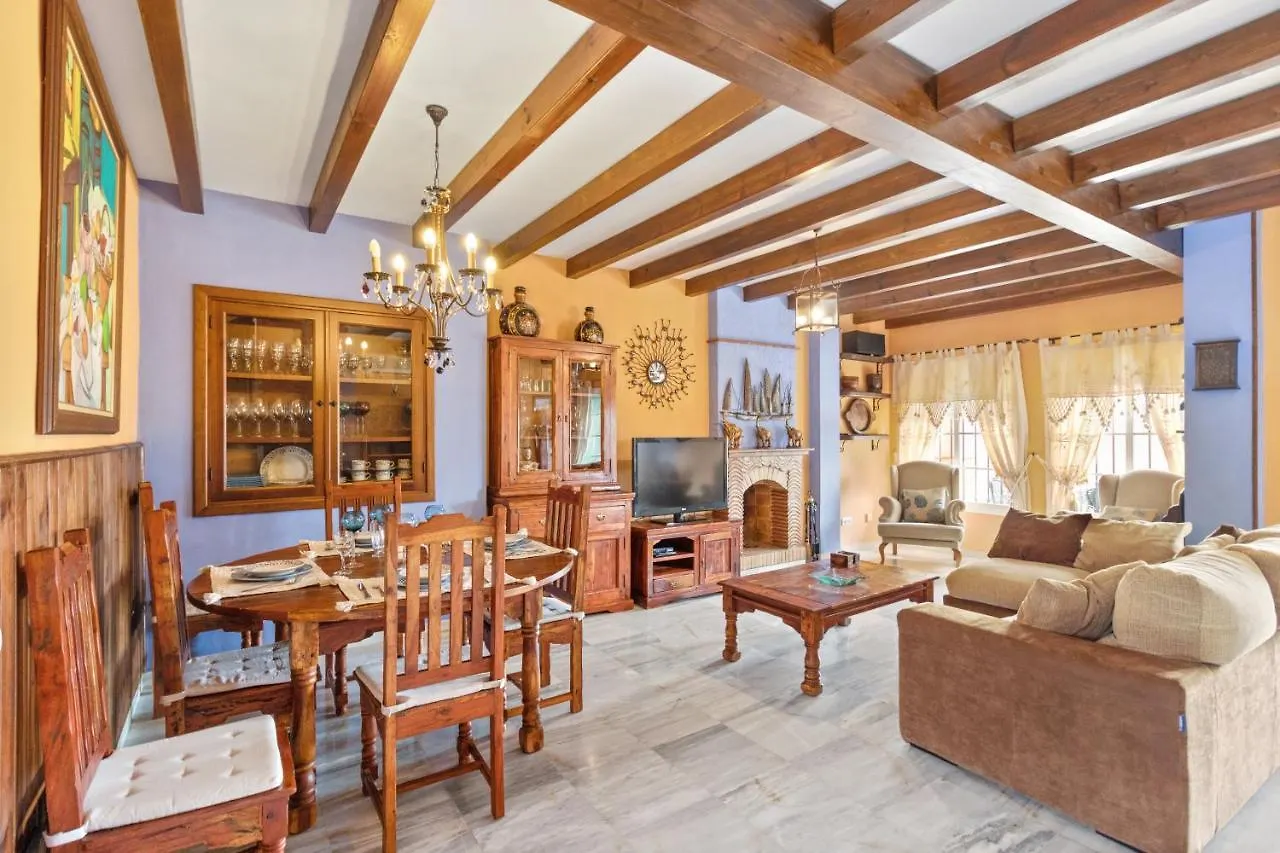 Villa Estilo Mediterranea Con Piscina, Jardin, Bbq Y Jacuzzi - Villa Bel Air Real Estepona